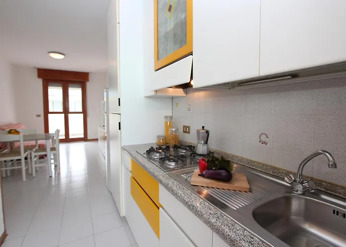 Lovely Flat In Pineda 100m From The Бібіоне