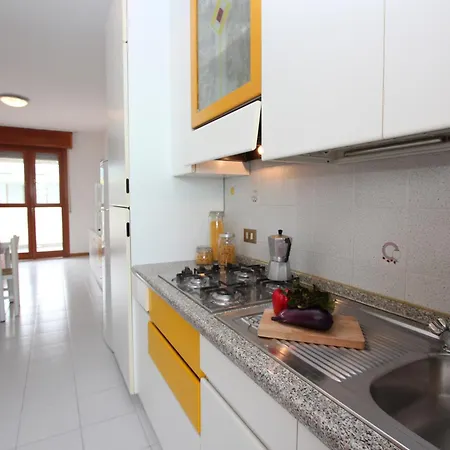 Lovely Flat In Pineda 100m From The Bibione
