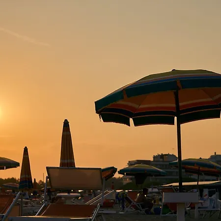 Lovely Flat In Pineda 100m From The Bibione