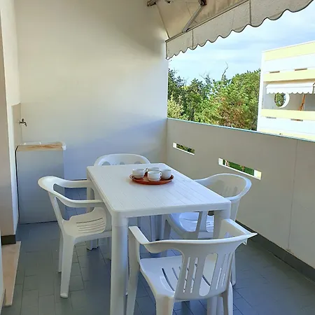 Lovely Flat In Pineda 100m From The Apartment Bibione