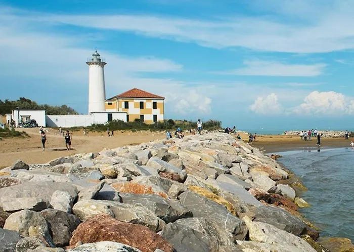 Апартаменты Lovely Flat In Pineda 100m From The